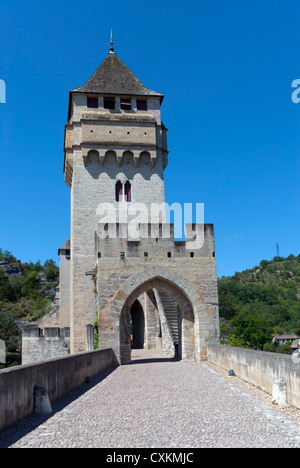 Il Valentré ponte sopra il fiume Lot, in Cahors, Francia Foto Stock