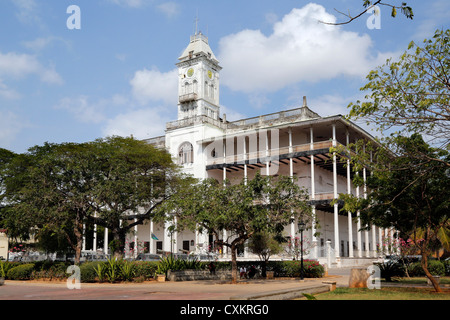 "House of Wonders' costruito nel 1880 in Stone Town Zanzibar Tanzania Foto Stock
