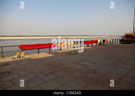 A Ghat di Varanasi Foto Stock