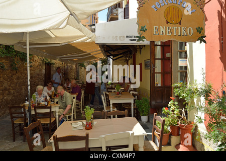 "Enetiko' ristorante nella Città Vecchia, Chania, Regione di Chania e di Creta, regione di Creta, Grecia Foto Stock