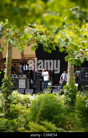 Primal Scream sul palco dell'Eden sessioni al Progetto Eden, Cornwall nel 2011 Foto Stock