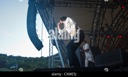 Primal Scream sul palco dell'Eden sessioni al Progetto Eden, Cornwall nel 2011 Foto Stock