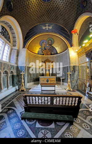 Londra, Inghilterra, Regno Unito. Cattedrale di Westminster. Cappella di San Giuseppe con soffitto in mosaico Foto Stock