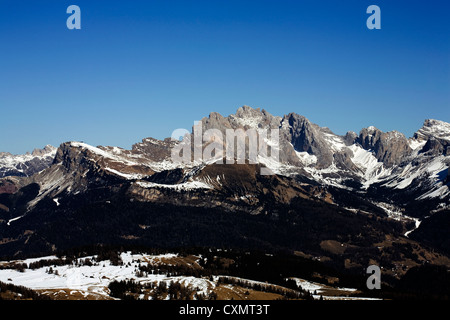 Piz Sella Ciampinoi ski area le Odle Geislerspitzen Pitla Fermeda Gran Fermeda in background a Selva di Val Gardena Italia Foto Stock