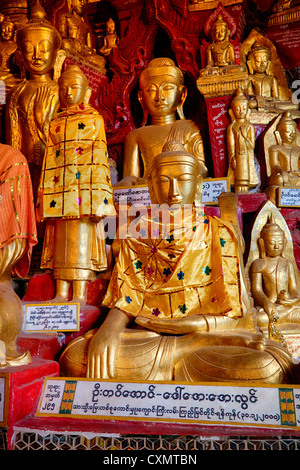 Statue di Buddha in Shwe Oo Min Grotta Pindaya, Stato Shan, MYANMAR Birmania. Foto Stock