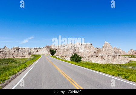 Il loop road attraverso il Parco nazionale Badlands, Dakota del Sud, STATI UNITI D'AMERICA Foto Stock