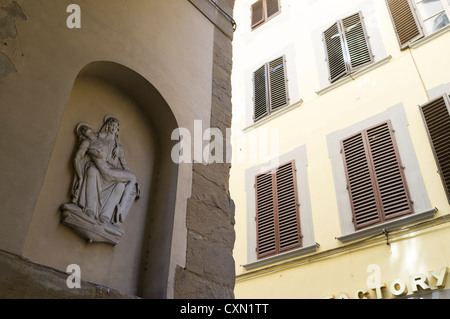 Religioso santuario a lato strada in Firenze, Toscana, Italia Foto Stock