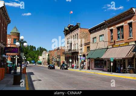 I negozi e i bar sulla strada principale del centro storico di Deadwood, Dakota del Sud, STATI UNITI D'AMERICA Foto Stock