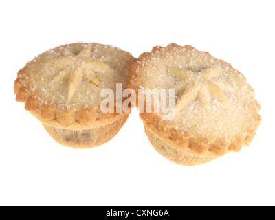 Tradizionale individuale stagionale cotta Natale pasticci di carne macinata pronto a mangiare, isolata contro uno sfondo bianco, con un tracciato di ritaglio e nessun popolo Foto Stock