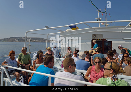 Barca da Mykonos enroute di Delos, Cicladi Sud Egeo Regione, Grecia Foto Stock