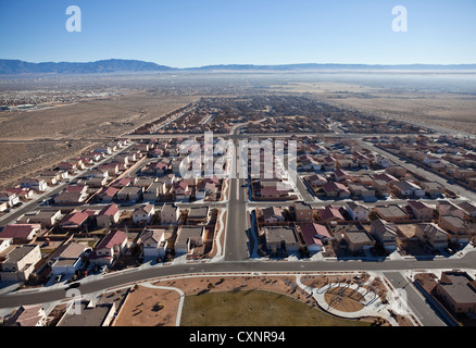 Di recente costruzione zona suburbana nella parte occidentale degli Stati Uniti. Foto Stock