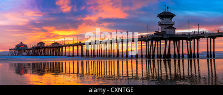 Huntington Beach Pier, CALIFORNIA, STATI UNITI D'AMERICA Foto Stock