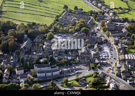 Vista aerea del villaggio di Howarth, West Yorkshire Foto Stock