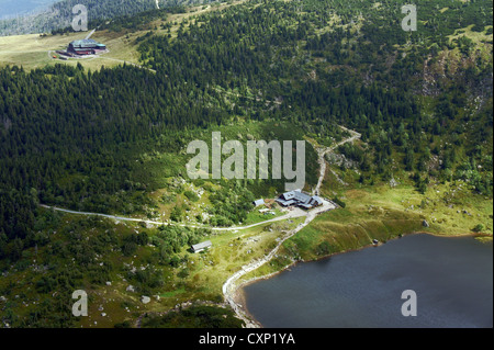 Il lago glaciale di monti Karkonosze, Polonia Foto Stock