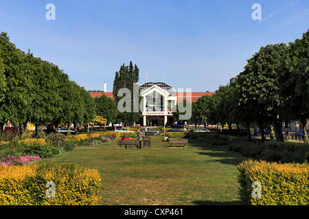 Il centro di Howard e giardini, Welwyn Garden City, Hertfordshire, Inghilterra. Foto Stock