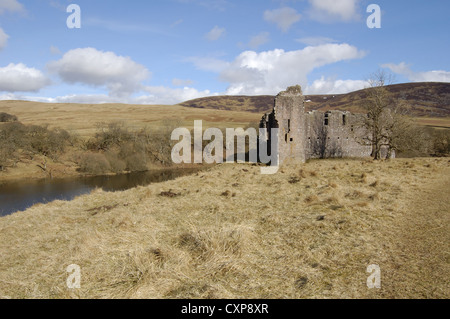 Morton Castle e Loch Morton vicino Thornhill nel sud-ovest della Scozia Foto Stock