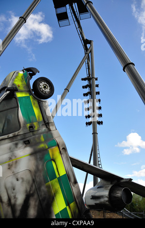 'L'sciame " winged rollercoaster ride, Thorpe Park Theme Park, Chertsey, Surrey, England, Regno Unito Foto Stock