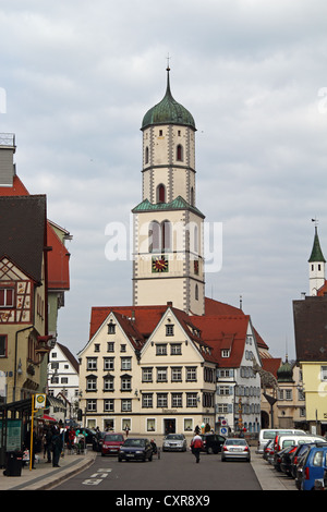 Il centro della città, piazza del mercato, la chiesa parrocchiale di Fundres, Biberach an der Riss, Alta Svevia, Baden-Wuerttemberg, Germania, Europa Foto Stock