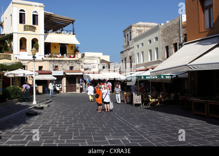 La Piazza dei Martiri ebrei. Rodi città vecchia. Isola greca. Foto Stock