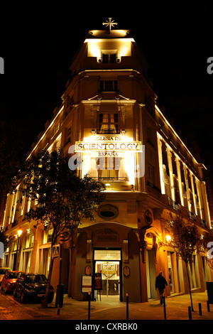 Chiesa di Scientology, Scientology chiesa principale, di notte, Madrid, Spagna, Europa, PublicGround Foto Stock