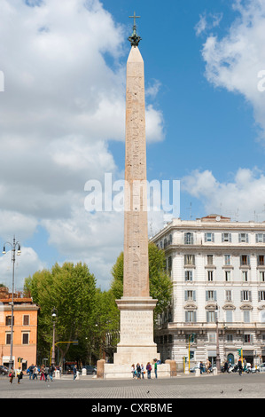 Antico obelisco egiziano in Laterano quadrato inscritto con geroglifici, Piazza San Giovanni in Laterano, Roma, lazio, Italy Foto Stock