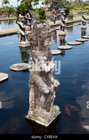 Tirtagangga o Tirta Gangga acqua palace, vicino Amlapura, East Bali, Bali, Indonesia, Asia sud-orientale, Asia Foto Stock