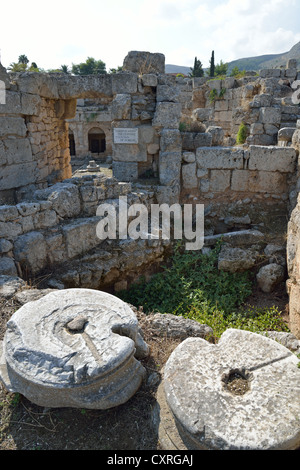 Fontana di Peirene, antica Corinto, Corinto comune, regione del Peloponneso, Grecia Foto Stock