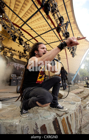 Mark Osegueda, frontman della US-American Trash metal band 'Death Angel' giocando al Metalfest, Loreley open air stage Foto Stock