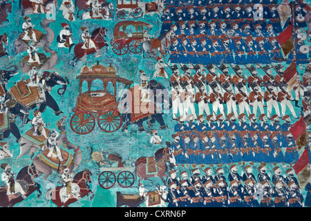 Esercito, pittura murale o affresco realizzato da colori naturali, Badal Mahal, Bundikalam, Palazzo di Bundi, Bundi, Rajasthan, India, Asia Foto Stock