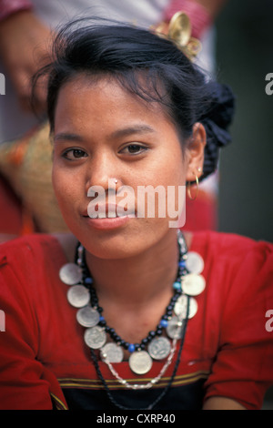 Giovane donna da Tripura, ritratto, East India, India, Asia Foto Stock