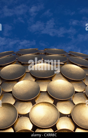 Golden bocce, Matrimandir o Matri Mandir centro di meditazione, Auroville vicino a Pondicherry o Puducherry, Tamil Nadu, India, Asia Foto Stock