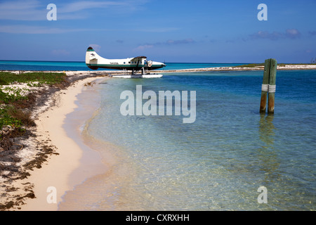 Dehaviland DHC-3 otter idrovolante sulla spiaggia presso il dry tortugas Florida keys usa Foto Stock