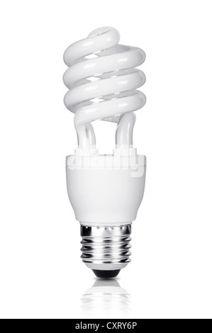 Risparmio energetico lampada fluorescente lampadina isolato su bianco bakground. Percorso di clipping incluso. Foto Stock