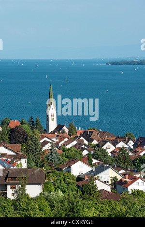 Vista sul lago di Costanza con il villaggio di Sipplingen, la regione del Lago di Costanza, Baden-Wuerttemberg, Germania, Europa Foto Stock