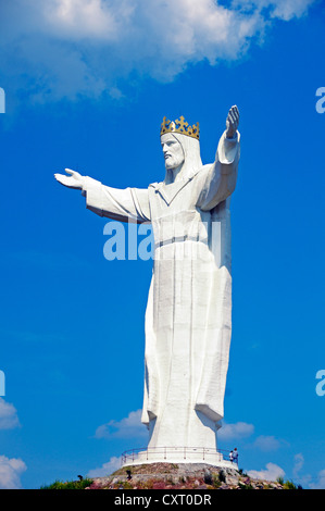 Cristo Re, il più grande del mondo la statua di Gesù Cristo a Swiebodzin, Lubusz Terra, Lubusz Voivodato Lubuskie o provincia Foto Stock