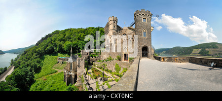 Il castello di Rheinstein, Trechtingshausen, Valle del Reno superiore e centrale, un sito Patrimonio Mondiale dell'Unesco, Renania-Palatinato Foto Stock