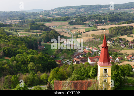 Vista da Schloss Kapfenstein Castello, Kloecher percorso vinicolo, Stiria orientale, Stiria, Austria, Europa Foto Stock