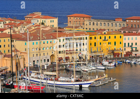 Il polacco nave a vela nel porto di Portoferraio, Isola d'Elba, Toscana, Italia, Europa Foto Stock