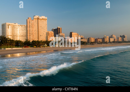 Skyline, costa, Durban, KwaZulu-Natal, Sud Africa e Africa Foto Stock