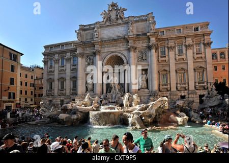 Fontana di Trevi Fontana, Fontana di Trevi, Roma, Regione Lazio, Italia, Europa Foto Stock