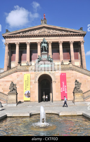 Friedrich Wilhelm IV statua Antica Galleria Nazionale Isola dei Musei Berlino Germania Foto Stock