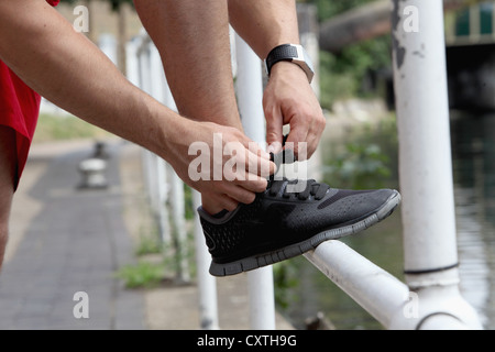 Close up runner lacci di legatura Foto Stock