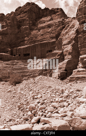 Teatro romano dal nord, Petra, Giordania Foto Stock