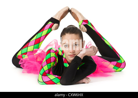 Ballerina adolescenti nei moderni multi-colore di arlecchino-pattern costume di balletto con compensazione rosa Foto Stock