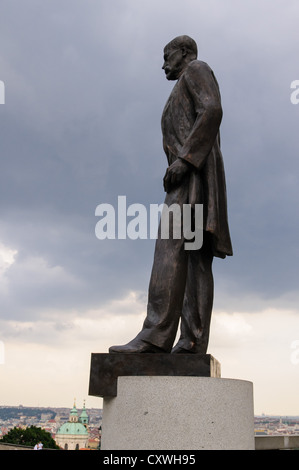 Statua vicino alle porte del castello di Praga di Tomas Masaryk, Praga, Repubblica Ceca Foto Stock