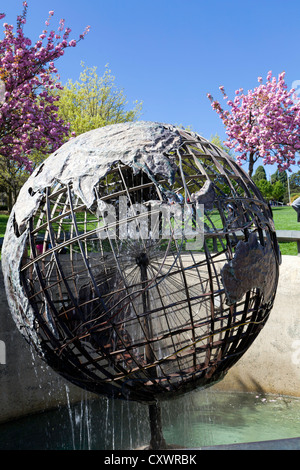 Il Captain Cook Memorial sulle rive del Lago Burley Griffin, Canberra, Australia Foto Stock