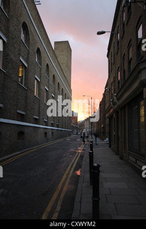 Londra, Brick Lane, Shoreditch al crepuscolo Foto Stock