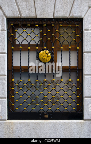 Finestra all'Harry's Bar di Venezia, Italia Foto Stock