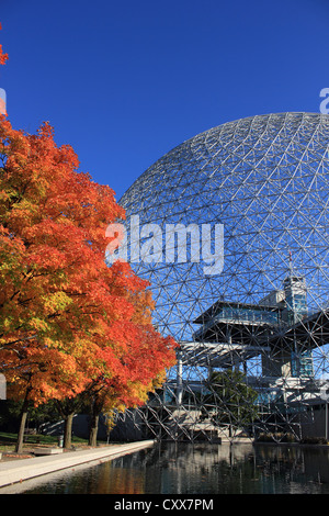 Il museo della Biosfera all'alba a Jean Drapeau Park sulla Ile SainteHelene, Montreal, Quebec, Canada. Foto Stock