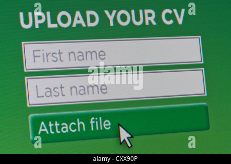 In prossimità di un sito fittizio invita gli utenti a caricare il proprio CV e inserire le loro informazioni di contatto. Foto Stock